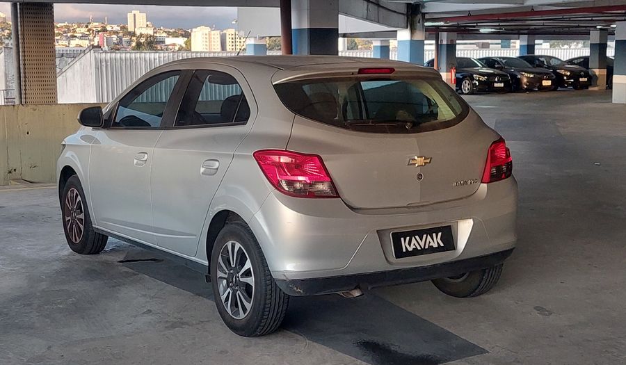 Chevrolet Onix MPFI LTZ Hatchback 2016