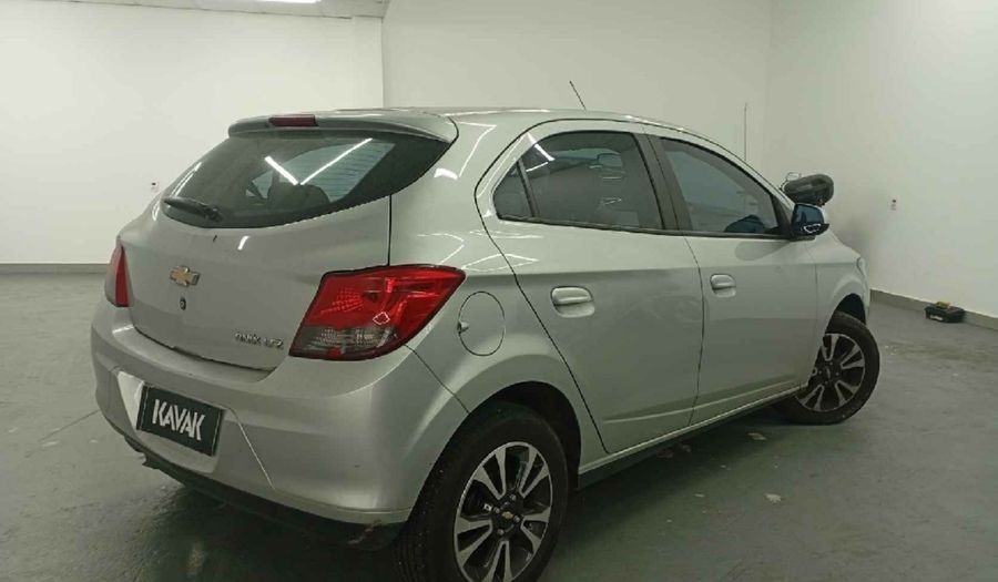 Chevrolet Onix MPFI LTZ Hatchback 2016