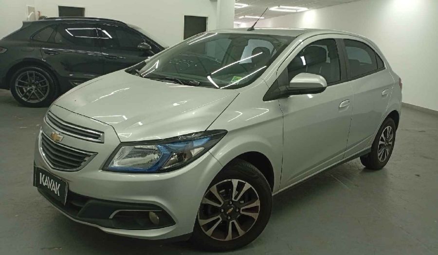 Chevrolet Onix MPFI LTZ Hatchback 2016