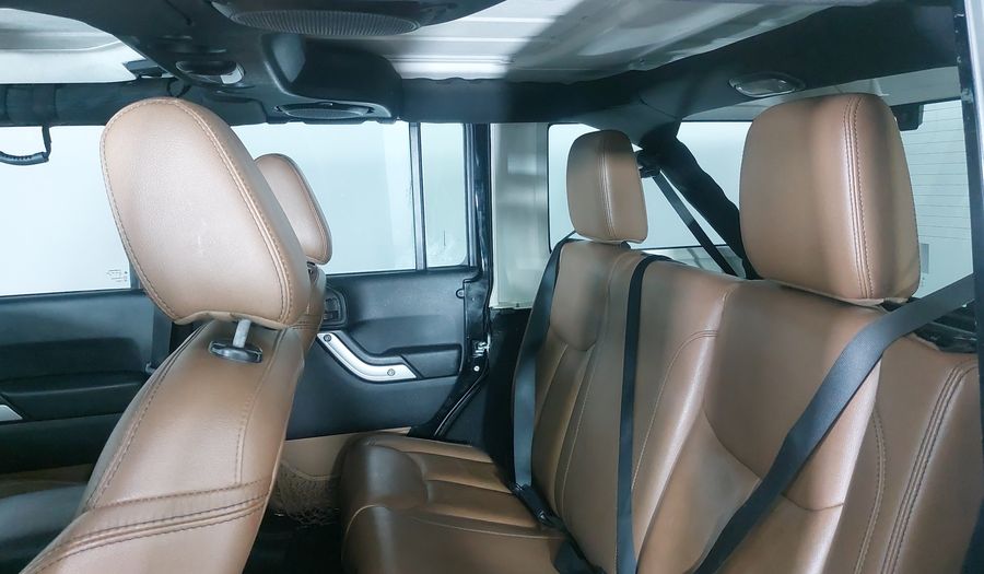 Jeep Wrangler 3.6 UNLIMITED SAHARA 4WD AUTO Suv 2013