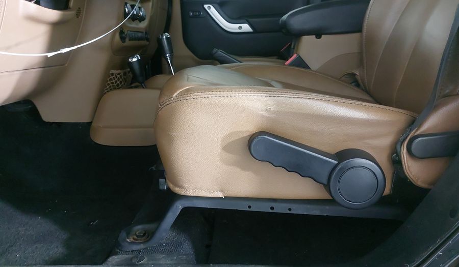Jeep Wrangler 3.6 UNLIMITED SAHARA 4WD AUTO Suv 2013
