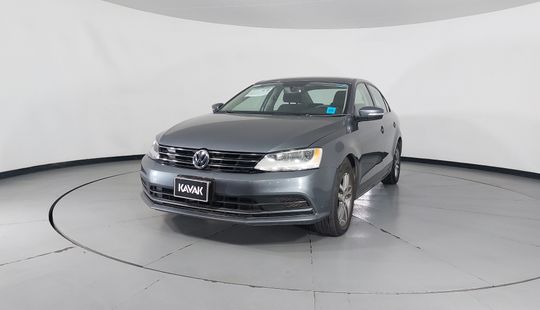 Volkswagen • Jetta