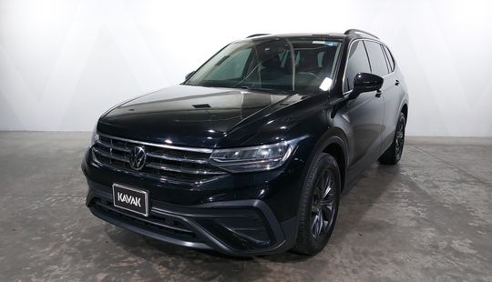 Volkswagen • Tiguan