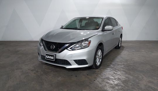 Nissan • Sentra