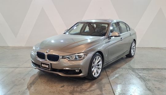 Bmw • Serie 3