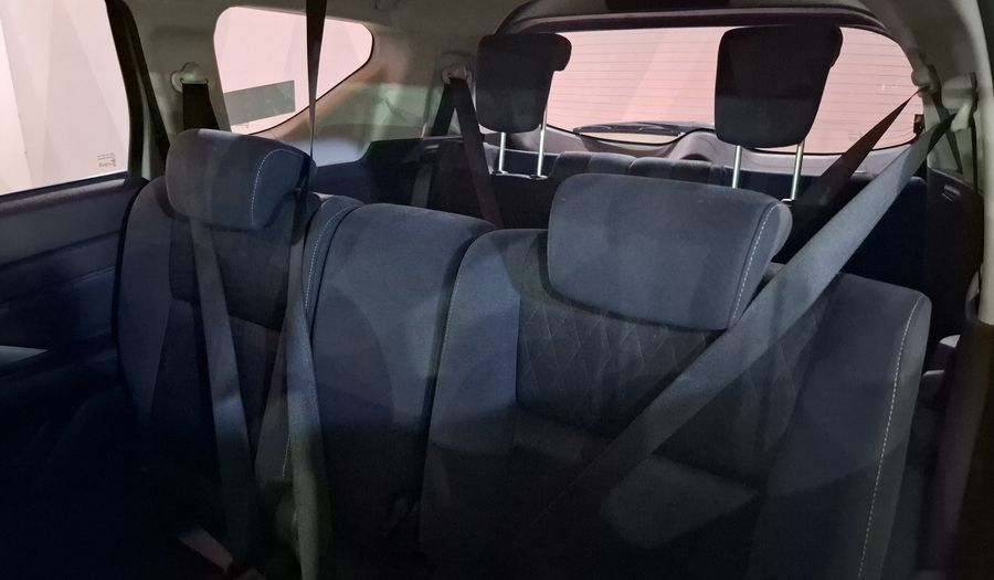 Mitsubishi Xpander 1.5 CROSS AUTO Minivan 2024