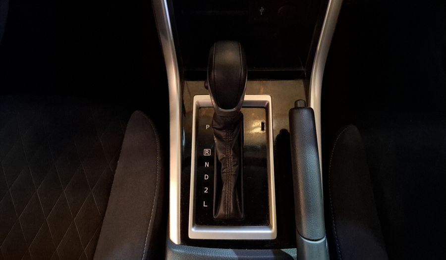Mitsubishi Xpander 1.5 CROSS AUTO Minivan 2024