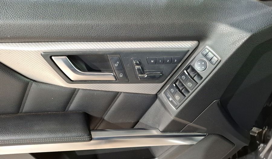 Mercedes Benz Clase Glk 3.5 GLK 300 CGI PAQ SPORT OFFROAD 4WD AT Suv 2013
