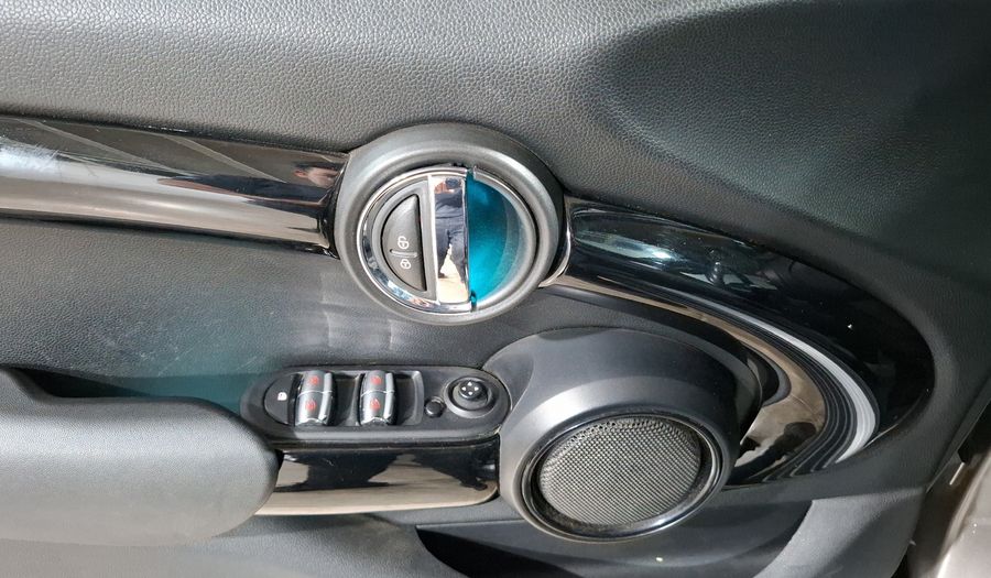 Mini Cooper 1.5 COOPER CHILI DCT Hatchback 2019