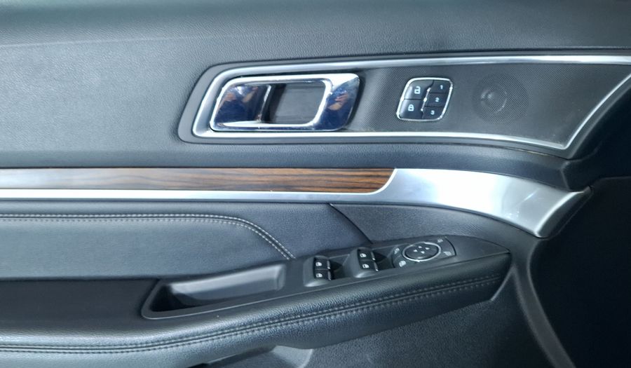 Ford Explorer 3.5 LIMITED V6 4X2 AT Suv 2016