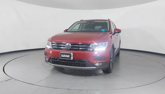 Volkswagen • Tiguan