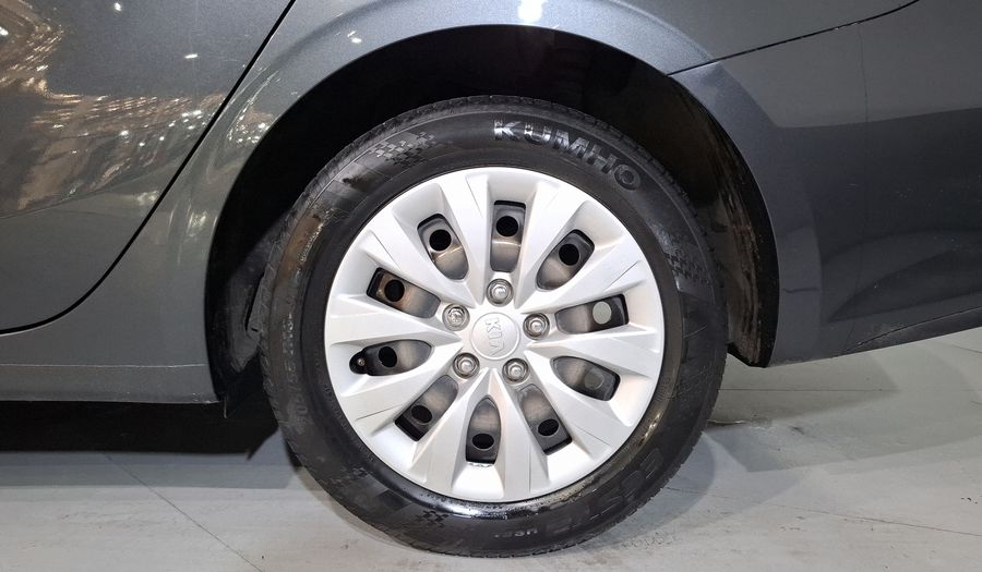 Kia Forte 2.0 L Sedan 2021