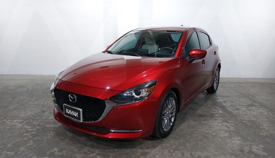 Mazda • Mazda 2