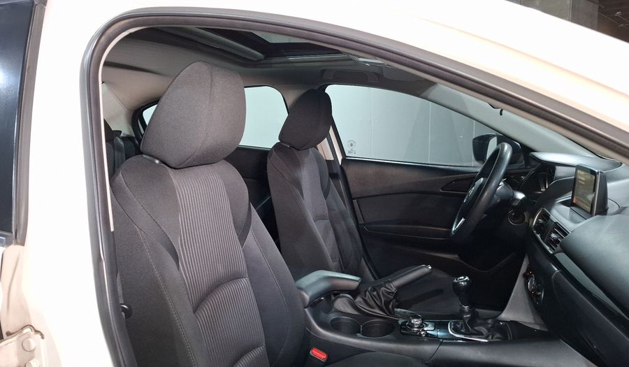 Mazda 3 2.0 SEDAN I TOURING TM Sedan 2016