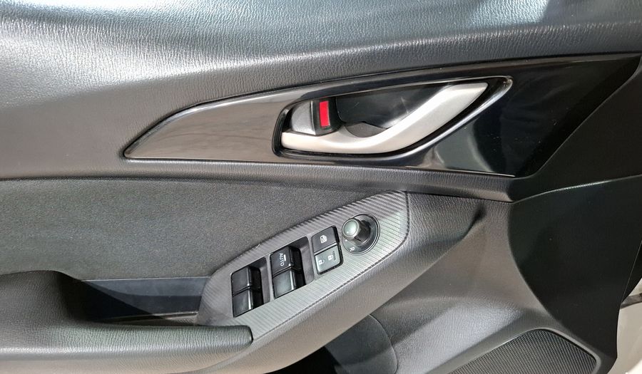 Mazda 3 2.0 SEDAN I TOURING TM Sedan 2016