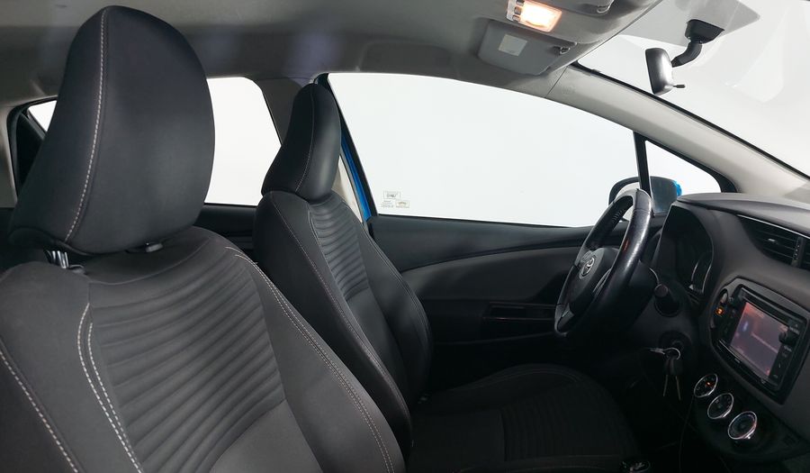 Toyota Yaris 1.5 SE AT 5PTAS Hatchback 2015