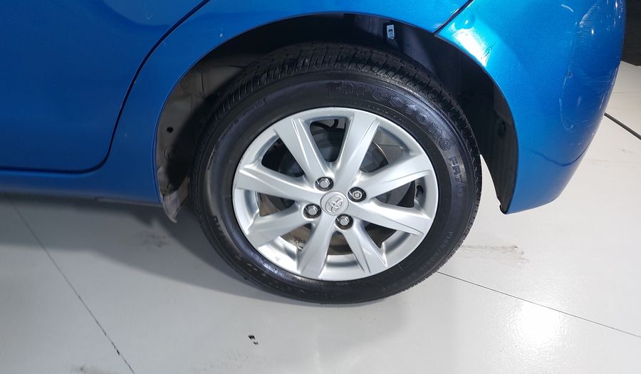 Toyota Yaris 1.5 SE AT 5PTAS Hatchback 2015