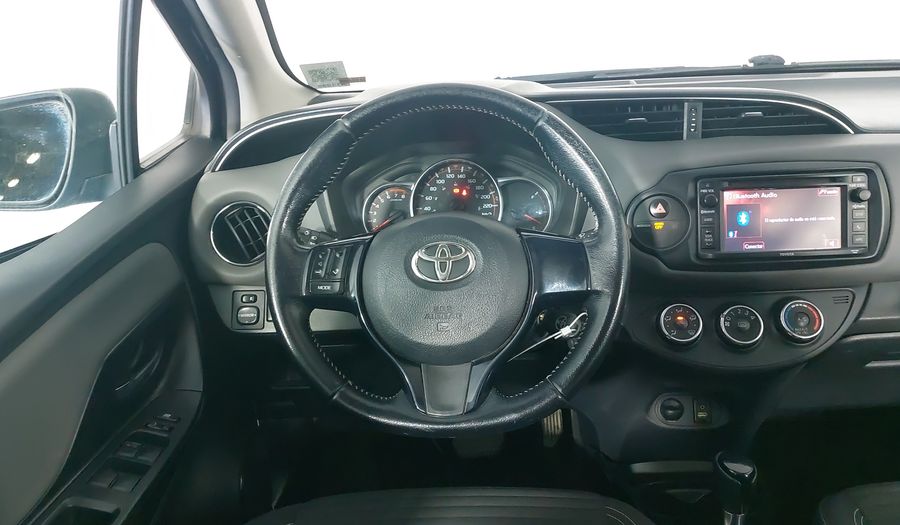 Toyota Yaris 1.5 SE AT 5PTAS Hatchback 2015