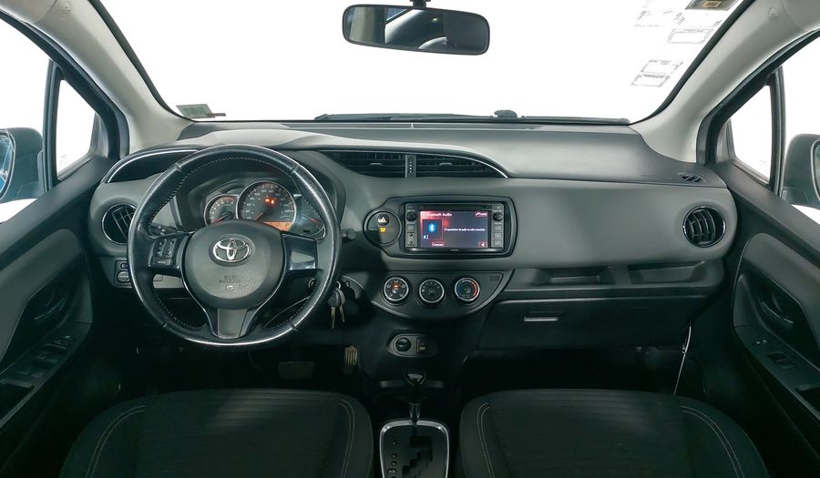 Toyota Yaris 1.5 SE AT 5PTAS Hatchback 2015