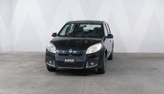 Renault • Sandero
