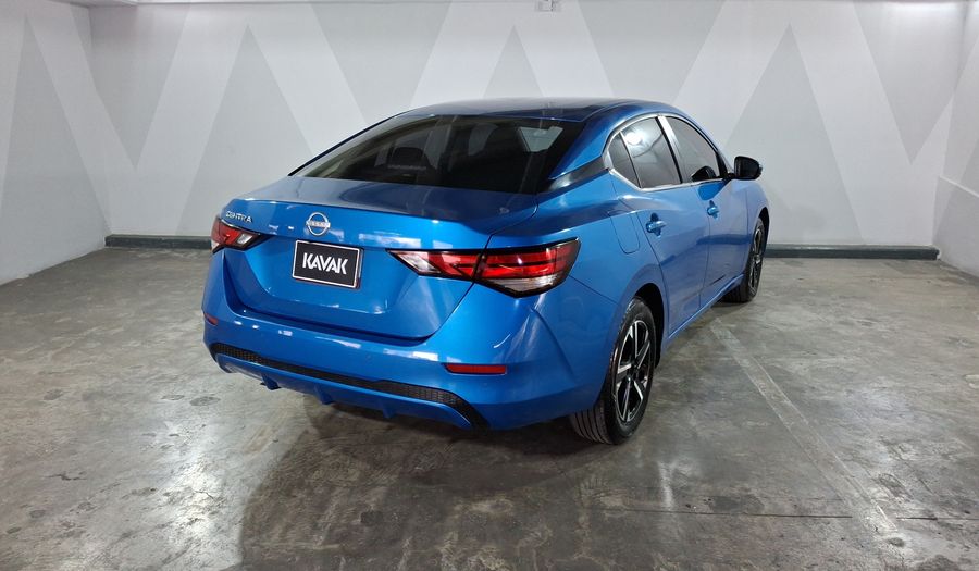 Nissan Sentra 2.0 ADVANCE Sedan 2024