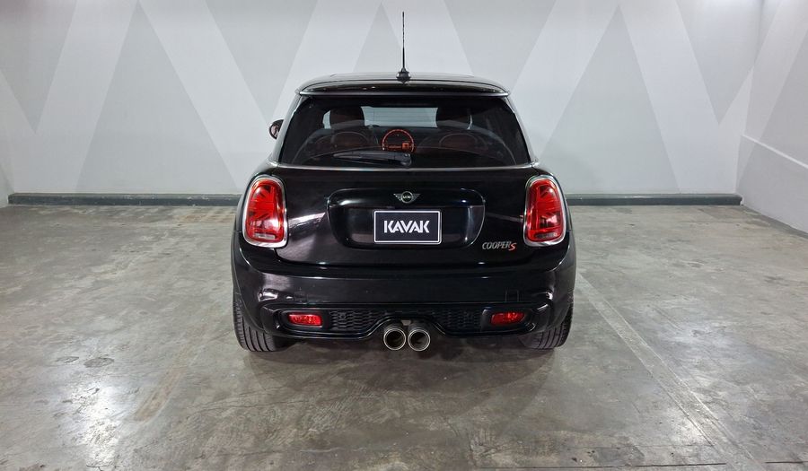 Mini Cooper S 2.0 COOPER HOT CHILI DCT Hatchback 2021