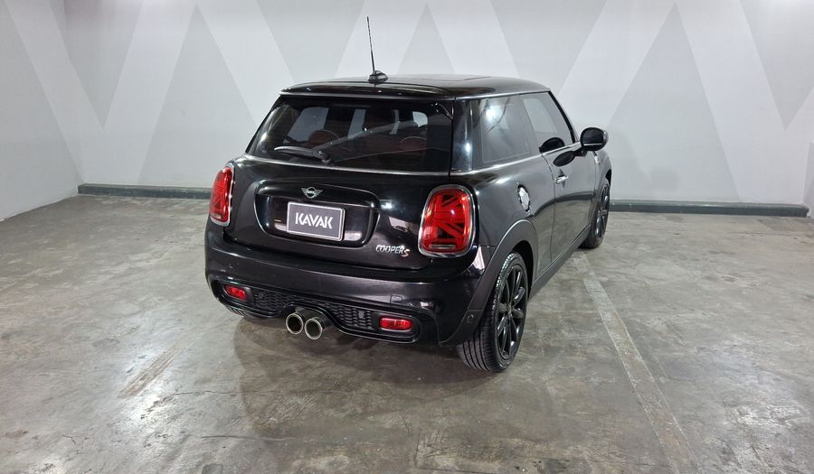 Mini Cooper S 2.0 COOPER HOT CHILI DCT Hatchback 2021