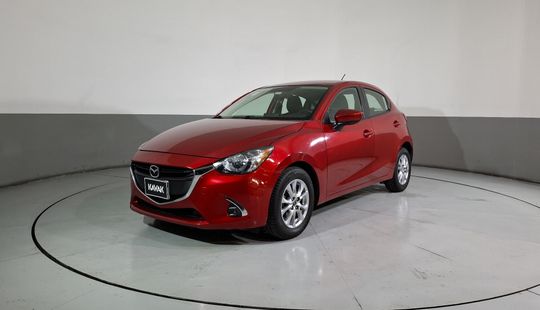Mazda • Mazda 2