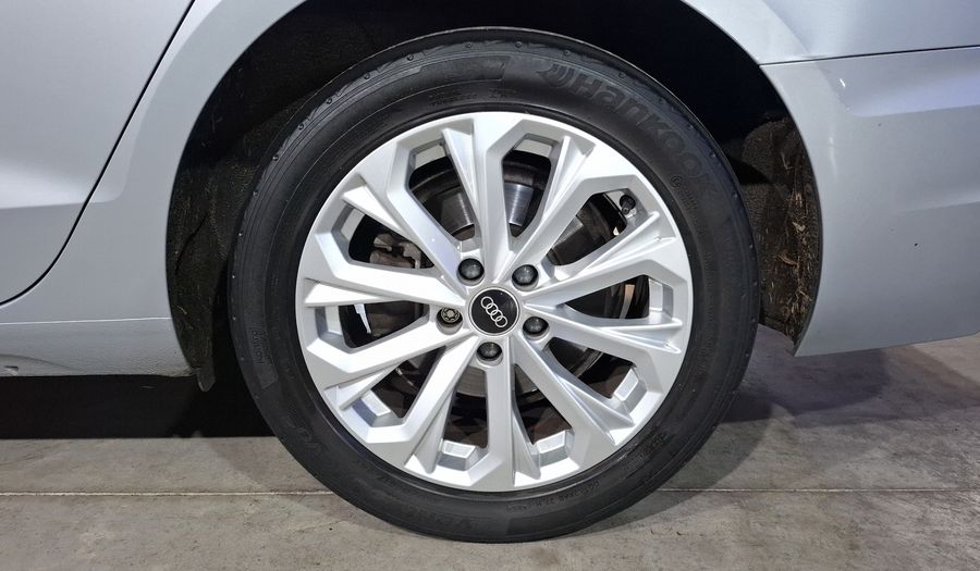 Audi A4 2.0 MHEV 40 TFSI DYNAMIC DCT Sedan 2021
