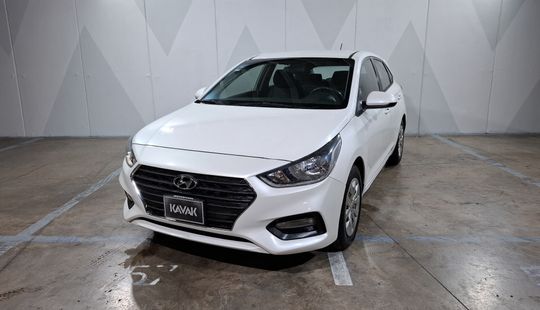 Hyundai • Accent