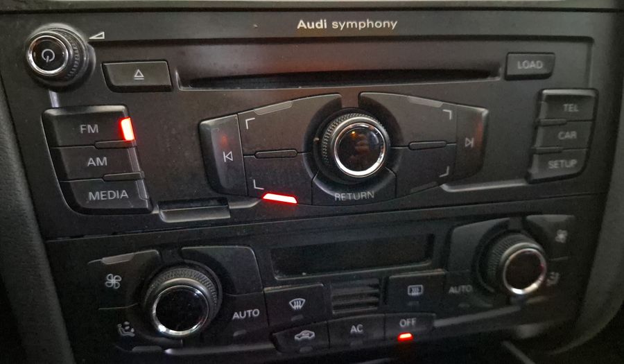 Audi A4 1.8 TFSI TRENDY PLUS MULTITRONIC Sedan 2011