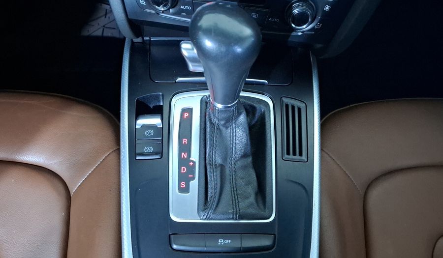 Audi A4 1.8 TFSI TRENDY PLUS MULTITRONIC Sedan 2011