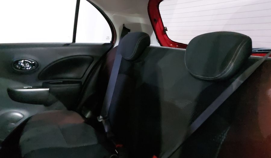 Nissan March 1.6 EXCLUSIVE BI-TONO AUTO Hatchback 2020