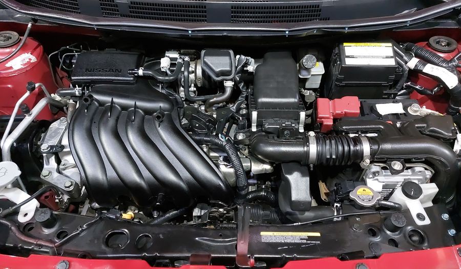 Nissan March 1.6 EXCLUSIVE BI-TONO AUTO Hatchback 2020