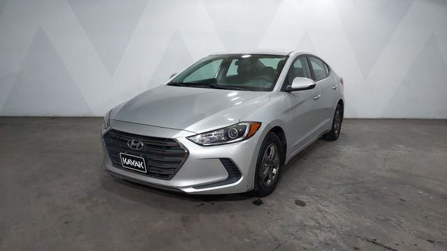 Hyundai • Elantra