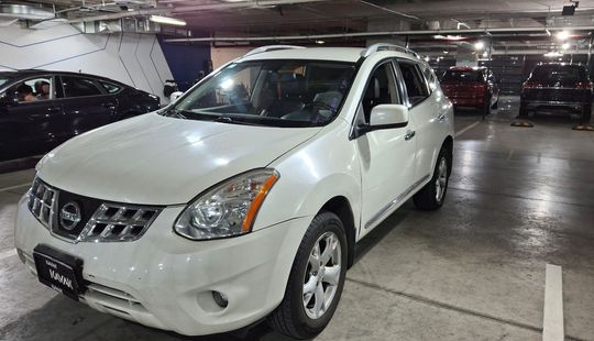 Nissan • Rogue