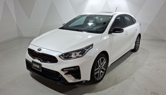 2021 • 50,654 km • Manual
