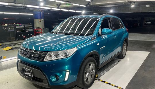 Suzuki • Vitara
