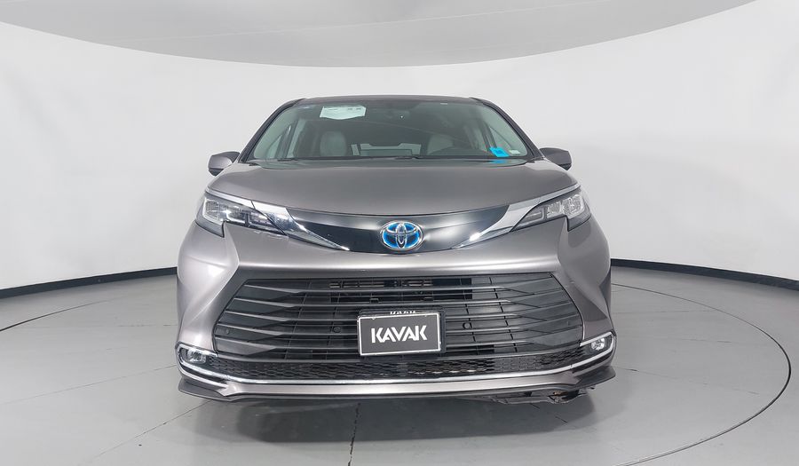 Toyota Sienna 2.5 HEV XLE AUTO Minivan 2021
