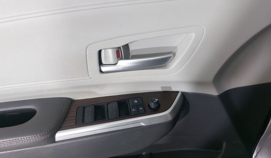 Toyota Sienna 2.5 HEV XLE AUTO Minivan 2021