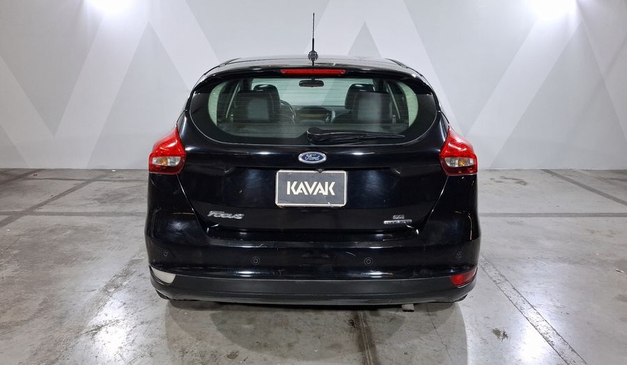 Ford Focus 2.0 SE LUXURY AT Hatchback 2016