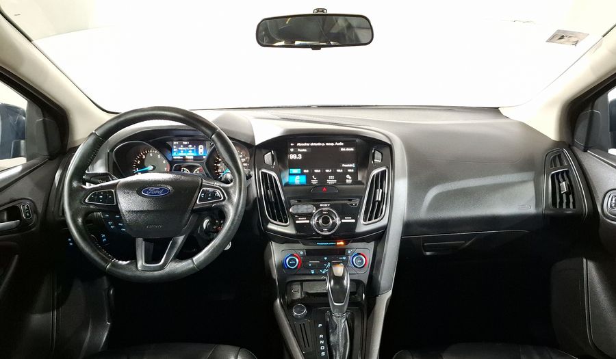 Ford Focus 2.0 SE LUXURY AT Hatchback 2016