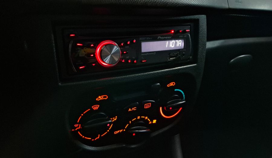 Peugeot 207 COMPACT 1.4 XS Hatchback 2010