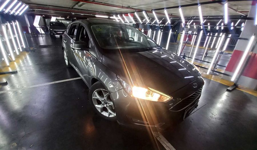 Ford Focus Iii 2.0 SE PLUS AT Hatchback 2017