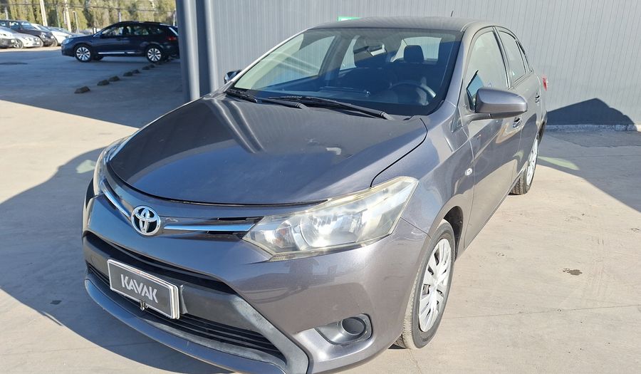 Toyota Yaris 1.5 GLI Sedan 2014