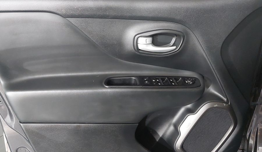 Jeep Renegade LONGITUDE AT6 Suv 2022