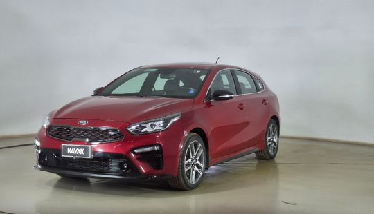 Kia • CERATO 5