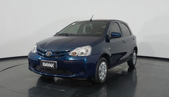 Toyota • Etios
