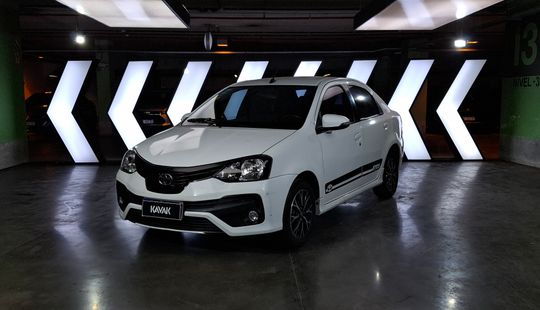 Toyota • Etios
