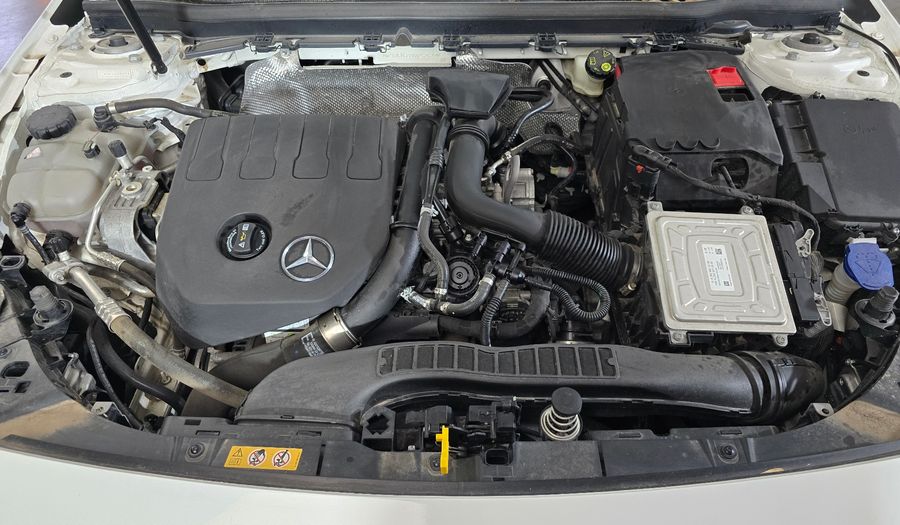 Mercedes Benz Clase A 1.3 200 PROGRESSIVE Hatchback 2022